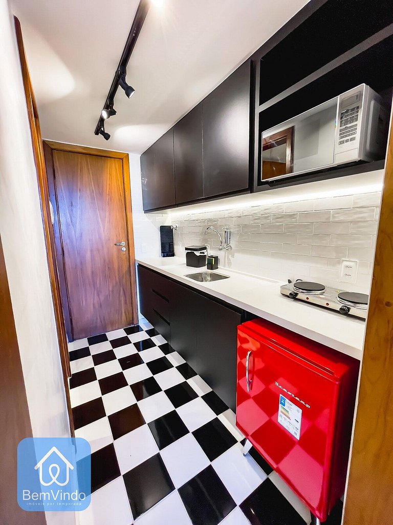 Apartamento completo com píer e acesso ao mar