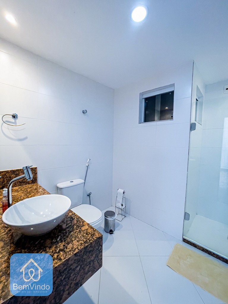 Apartamento completo em frente ao Farol da Barra