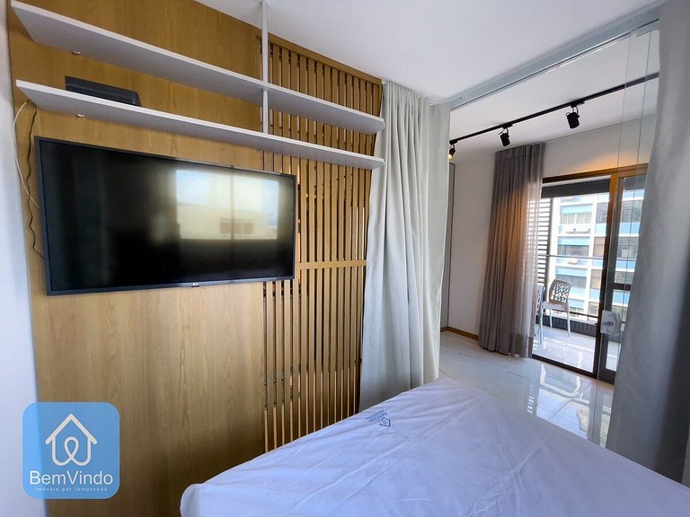 Apartamento com linda vista mar no Smart Barra 2