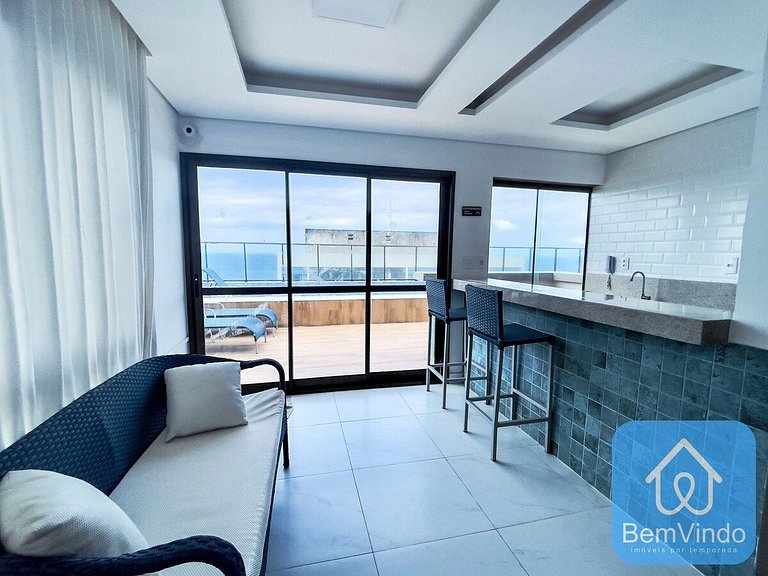 Apartamento com linda vista mar no Smart Barra 2