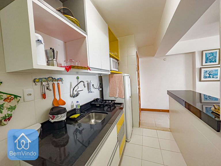 Apartamento com Incrível Vista Mar em Armação