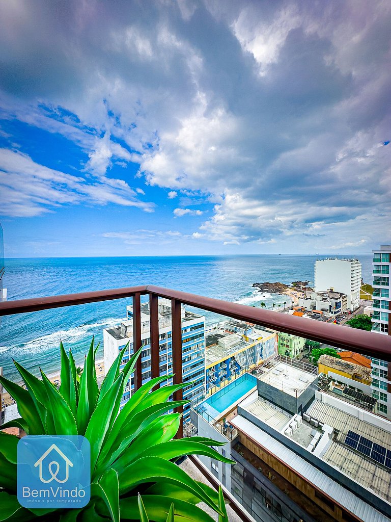 Apartamento com linda vista mar no NAU