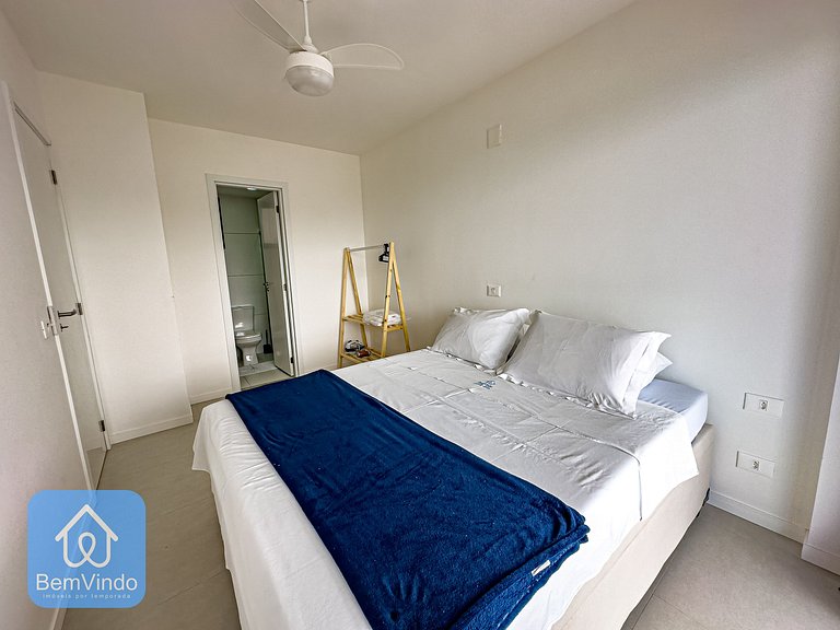 Apartamento com linda vista mar no NAU