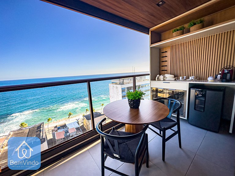 Apartamento de luxo na Barra com vista mar