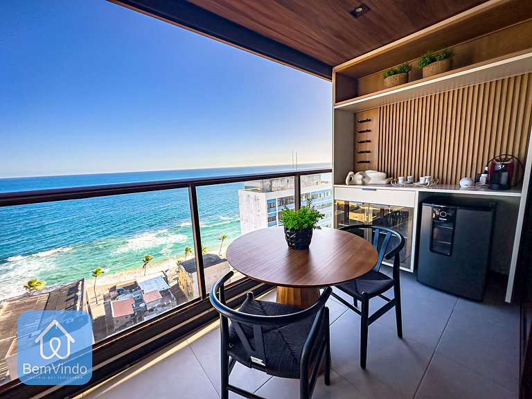 Apartamento de luxo na Barra com vista mar