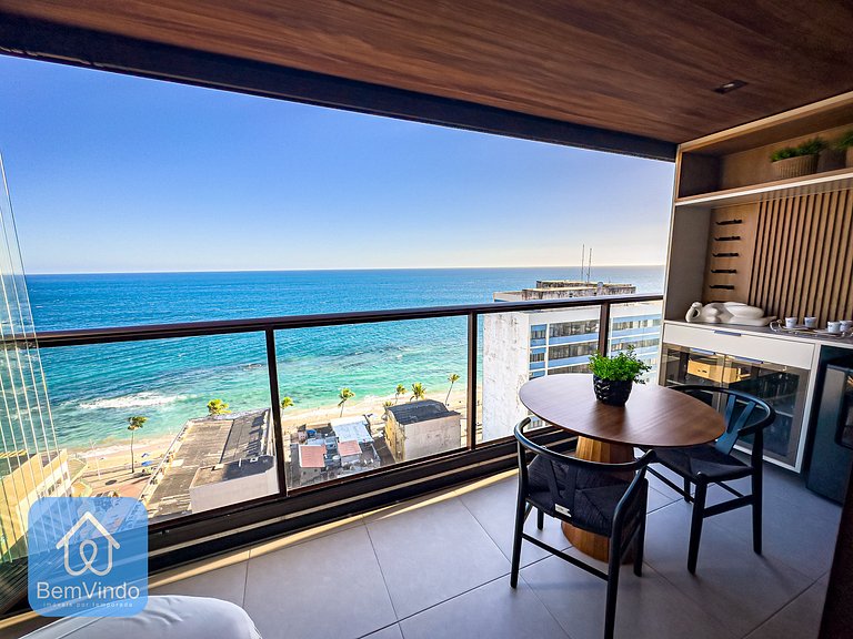 Apartamento de luxo na Barra com vista mar