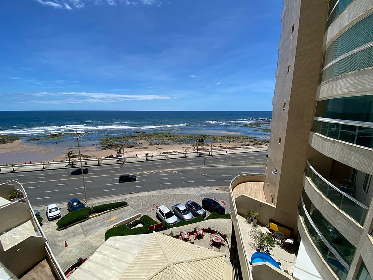 Apartamento completo e com vista mar na Orla de Salvador