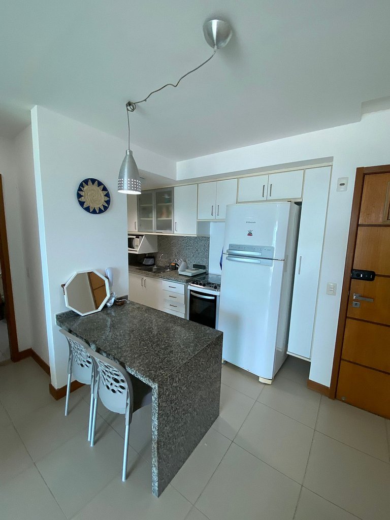 Apartamento completo e com vista mar na Orla de Salvador