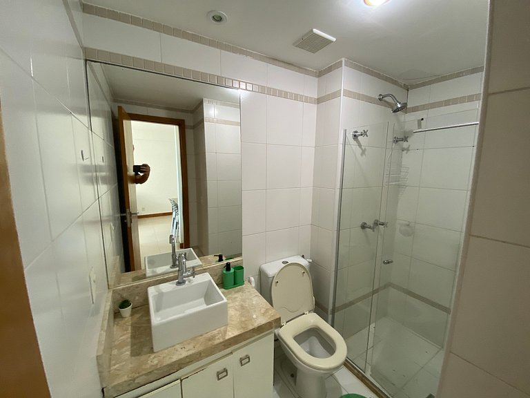 Apartamento completo e com vista mar na Orla de Salvador
