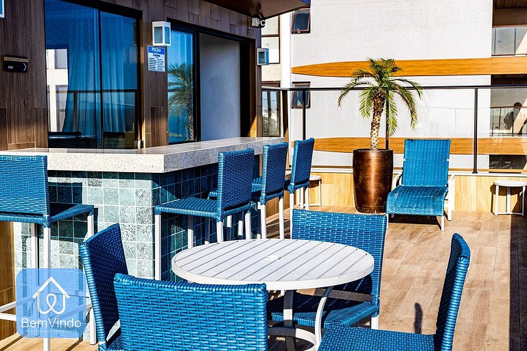 Apartamento aconchegante na Barra com vista mar