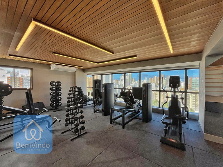 Studio Completo e Confortável Com Varanda Na Barra