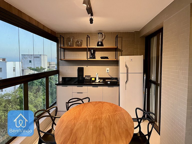 Quarto e Sala Confortável e Completo Na Ondina