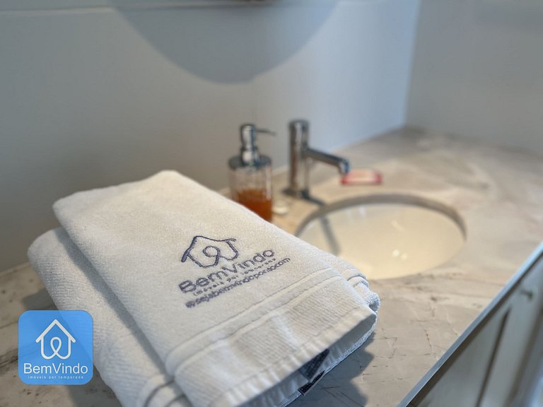 Refúgio Perfeito: Apartamento Equipado Vista Mar