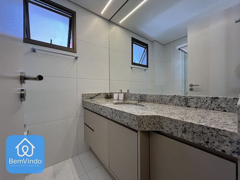 Estadia Perfeita: Estúdio Novo e Equipado Na Barra