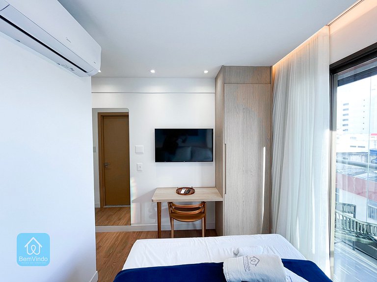 Apartamento Completo com Varanda Na Barra