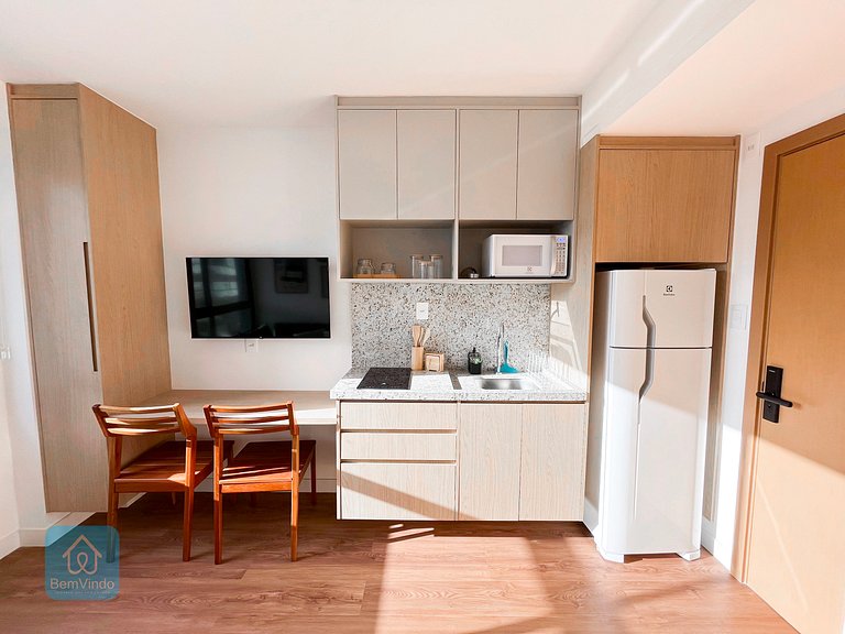 Apartamento Completo com Varanda Na Barra