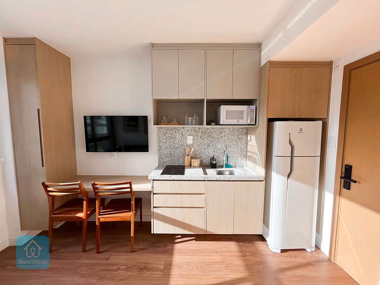 Apartamento Completo com Varanda Na Barra